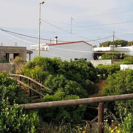 Monolocale La Grotta Apartmán *